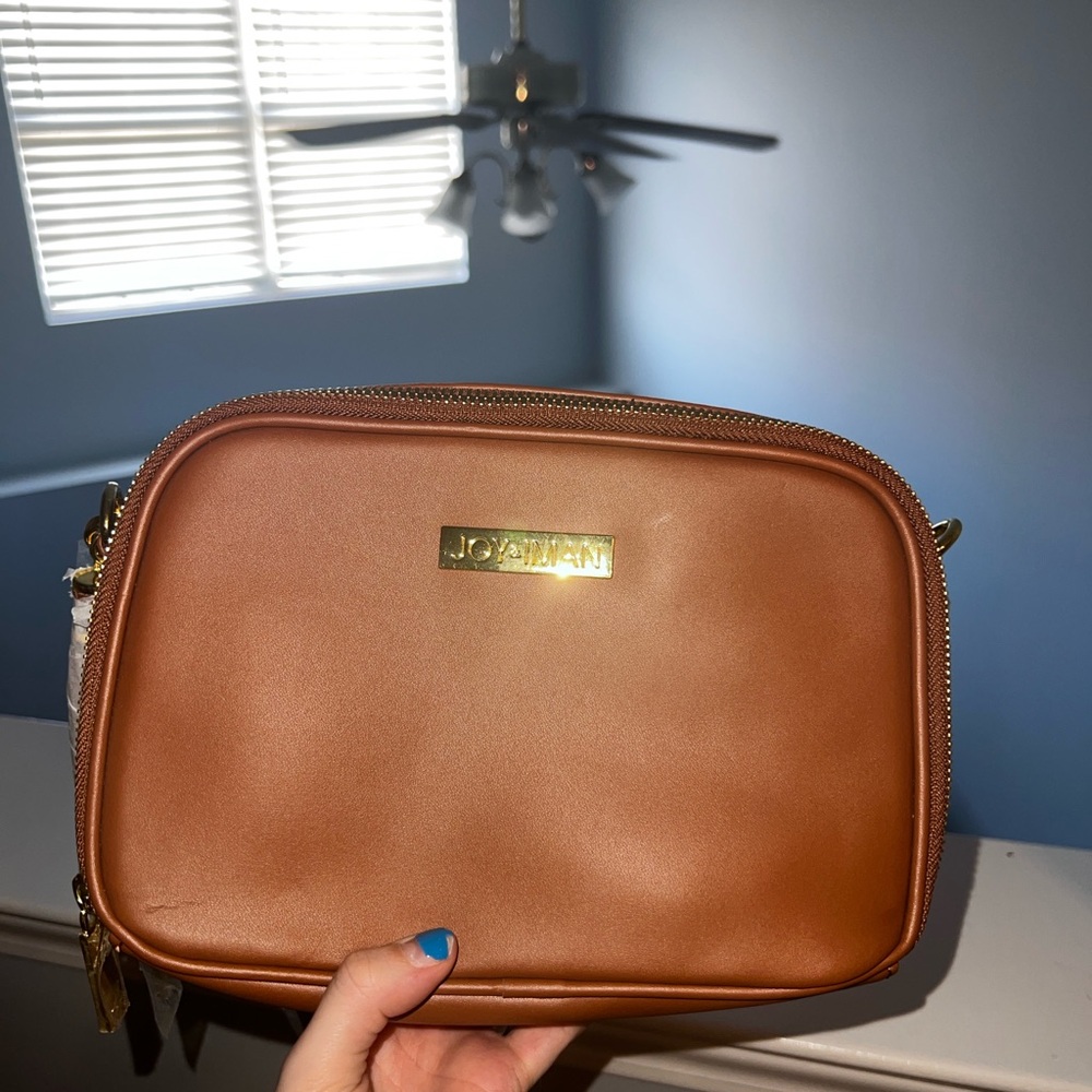 Brown Leather Joy & Iman Cross Body Camera Bag